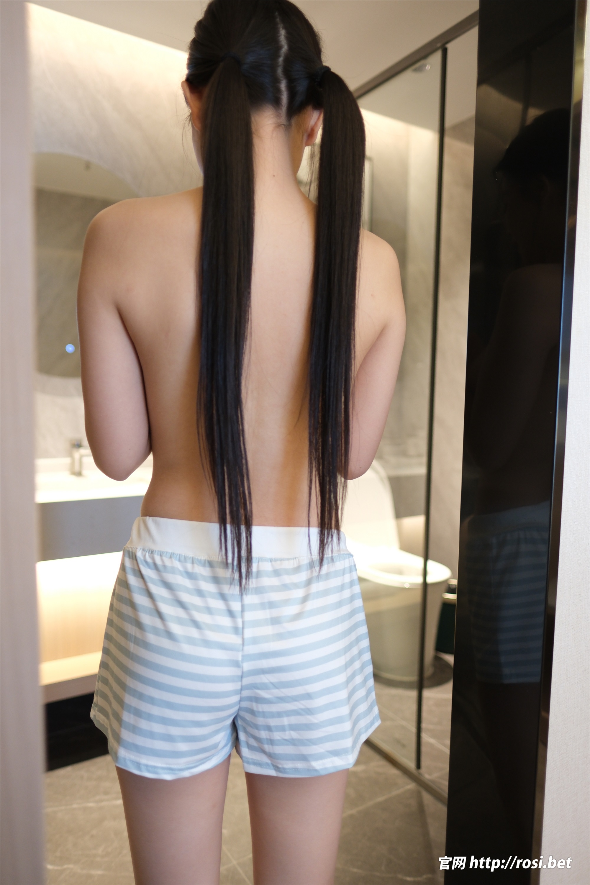 ROSI写真 2026.02.07 NO.5178